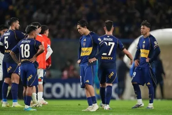 Silbidos, bronca y eliminación: Boca perdió con Universidad Católica y quedó afuera de la Copa.