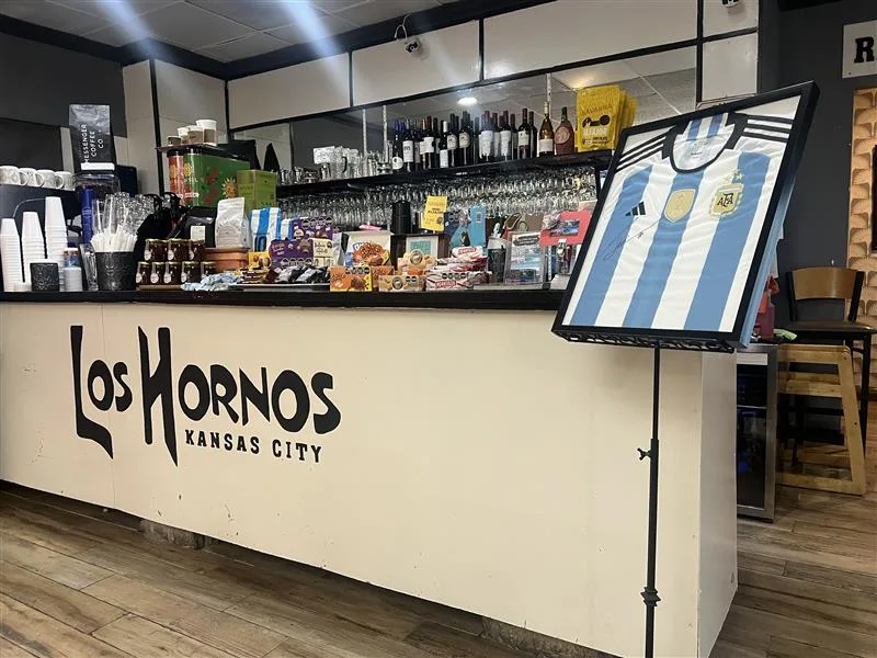 Tucumanos, empanadas y Mundial: el negocio que espera una invasión albiceleste en Kansas City
