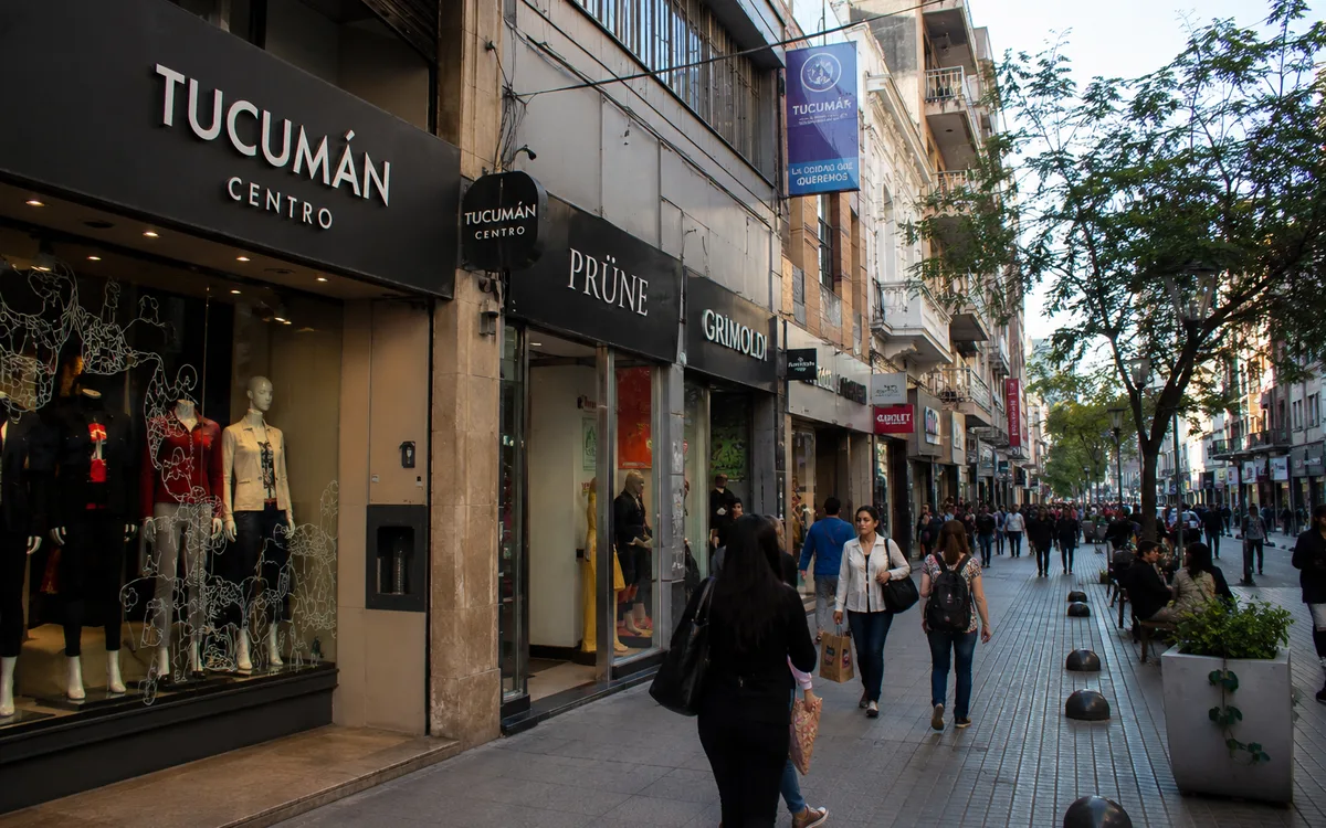 Cómo atenderá el comercio tucumano durante el partido entre Argentina y Egipto.