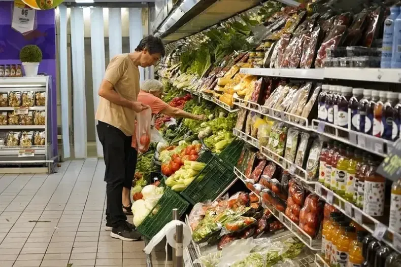 El termómetro de los precios: las consultoras prevén que la inflación de julio se ubique cerca del 2%.
