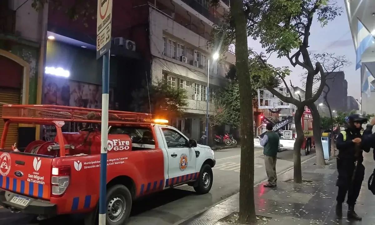 Explosión, incendio y un herido grave: qué se sabe del impactante episodio en Monteagudo al 100.