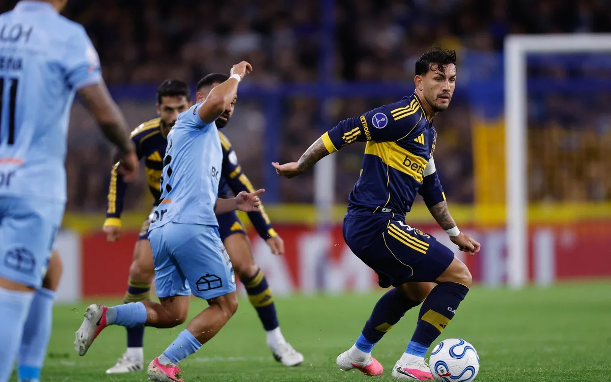 Boca sufrió, ganó por penales y se metió en los octavos de final de la Copa Sudamericana.