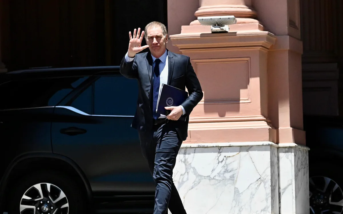 Fuerte respuesta de Santilli a Villarruel: “Si no está de acuerdo, que dé un paso al costado”.