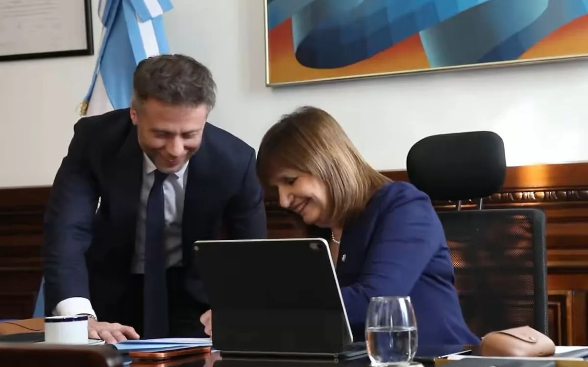 En plena tensión interna, Bullrich publicó un video con una canción de Lali Espósito.