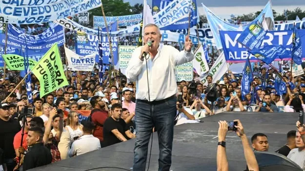 El peronismo tucumano se reúne en el Hipódromo con Jaldo a la cabeza.